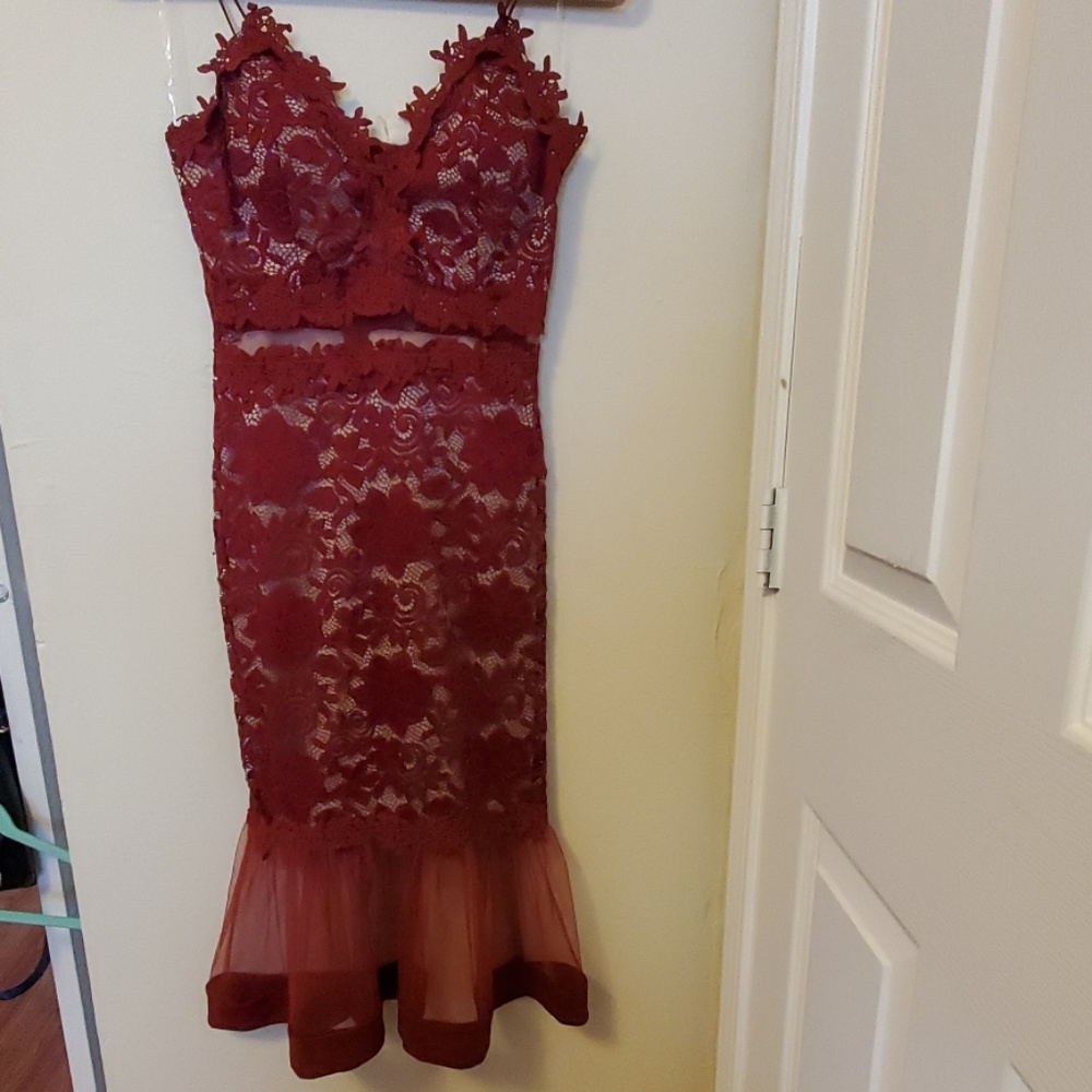 Lace dress